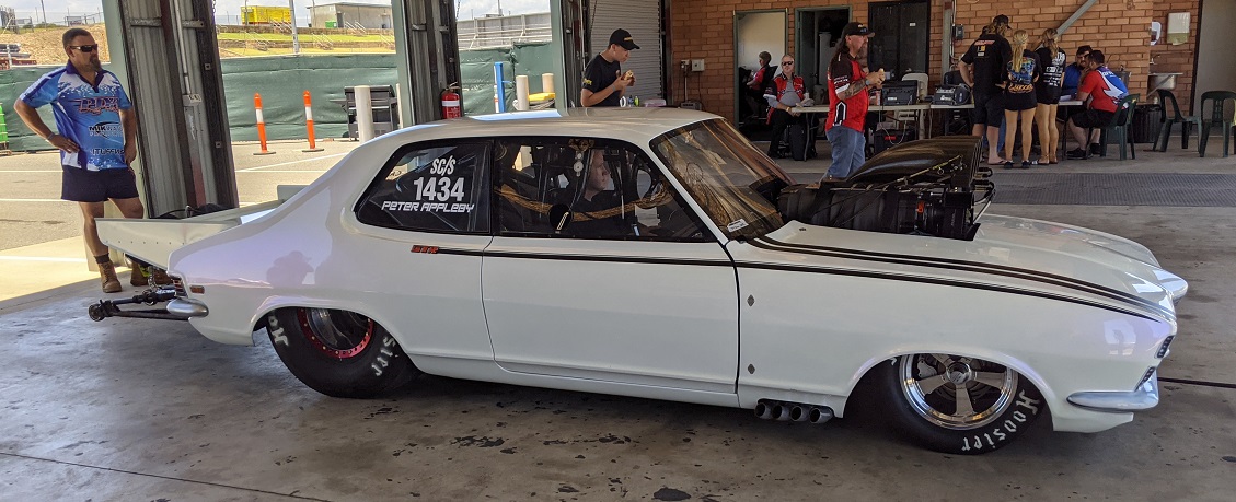 Outlaws Torana — photograph 6